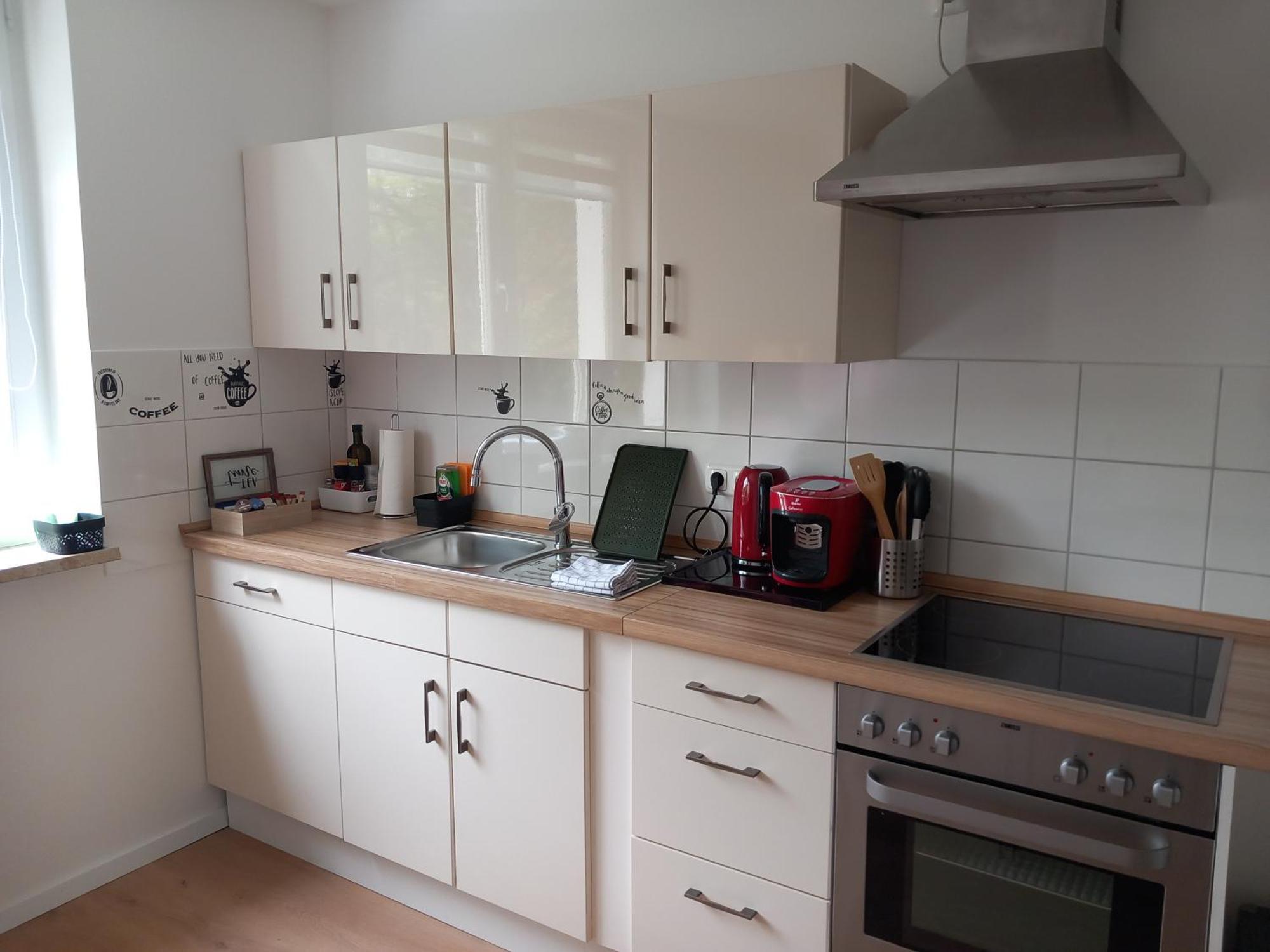 City Apartment Duisburg 1#Netflix &Wlan &Kingsize Bett &Kaffee Maschine & Central & 500M Innenhafen & 2 Min U Bahn ภายนอก รูปภาพ